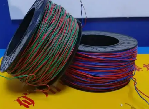 丰润放炮线的主要材质有哪些？不同材质的适用场景有何区别？