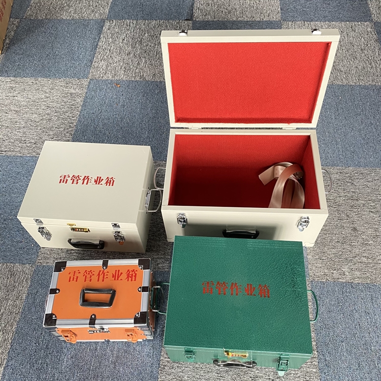 丰润爆破工程作业箱如何选择？玻璃钢与传统材质的全面对比